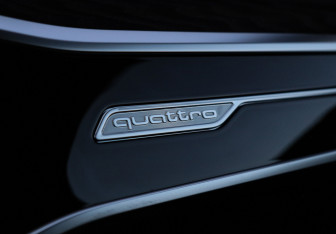 Подержанный автомобиль Audi A6 Sedan 2022 года (25 фото)