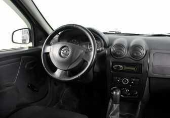 Подержанный автомобиль LADA (ВАЗ) Largus Wagon 2013 года (6 фото)