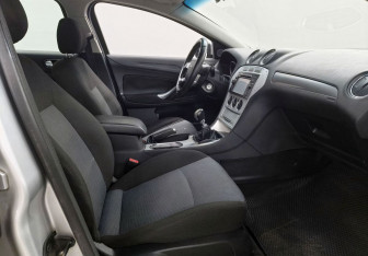 Подержанный автомобиль Ford Mondeo Wagon 2007 года (10 фото)