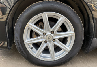 Подержанный автомобиль Peugeot 308 Hatchback 2009 года (9 фото)