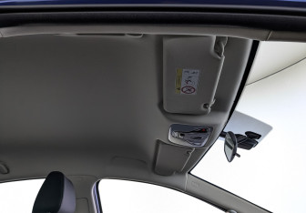 Подержанный автомобиль Omoda S5 2023 года (23 фото)