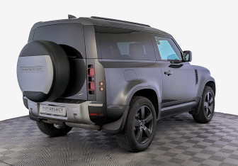 Подержанный автомобиль Land Rover Defender Suv 2021 года (5 фото)
