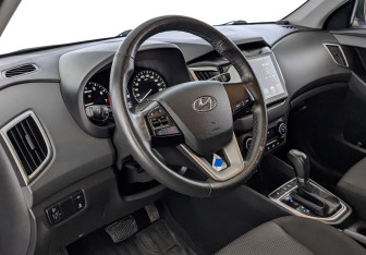 Подержанный автомобиль Hyundai Creta 2021 года (15 фото)