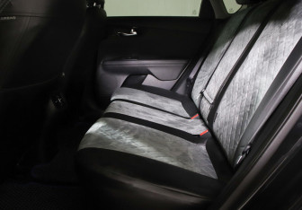 Подержанный автомобиль Kia Cerato Sedan 2019 года (11 фото)