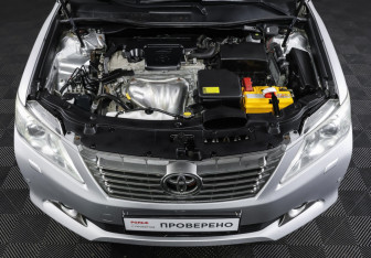 Подержанный автомобиль Toyota Camry Sedan 2013 года (9 фото)