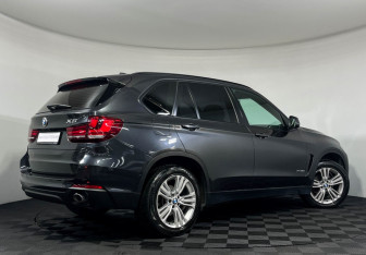 Подержанный автомобиль BMW X5 2015 года (2 фото)