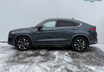 Подержанный автомобиль Geely Tugella 2022 года (8 фото)