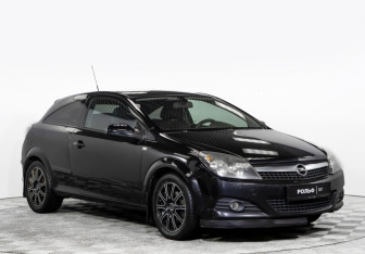 Подержанный автомобиль Opel Astra Hatchback 2008 года (2 фото)