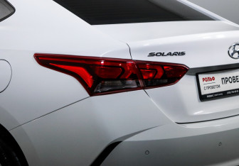 Подержанный автомобиль Hyundai Solaris Sedan 2021 года (16 фото)
