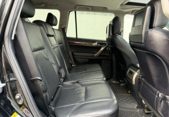 Подержанный автомобиль Lexus GX 2010 года (11 фото)