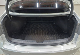 Подержанный автомобиль Hyundai i40 Sedan 2014 года (14 фото)