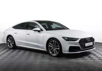 Подержанный автомобиль Audi A7 2020 года (3 фото)