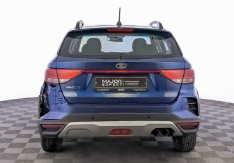 Подержанный автомобиль Kia Rio Hatchback 2021 года (6 фото)