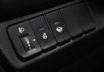 Подержанный автомобиль Kia Rio Sedan 2015 года (17 фото)