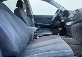 Подержанный автомобиль Hyundai Elantra Sedan 2007 года (10 фото)