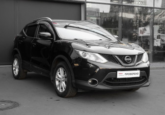 Подержанный автомобиль Nissan Qashqai 2016 года (4 фото)