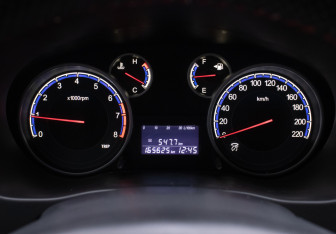 Подержанный автомобиль Suzuki SX4 Hatchback 2010 года (12 фото)