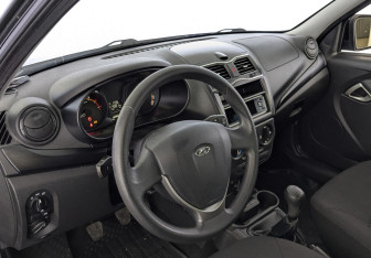 Подержанный автомобиль LADA (ВАЗ) Granta Sedan 2022 года (15 фото)