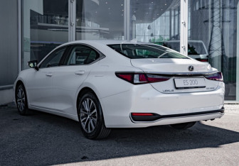 Новый Lexus ES 2025 (6 фото)