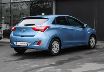 Подержанный автомобиль Hyundai i30 Hatchback 2013 года (4 фото)