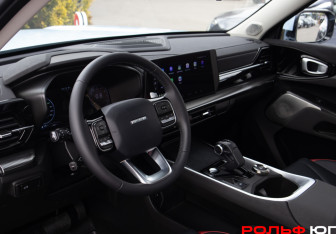 Подержанный автомобиль Haval H3 2024 года (10 фото)