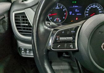 Подержанный автомобиль Kia Seltos 2020 года (26 фото)