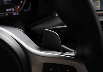Подержанный автомобиль BMW X6 2021 года (18 фото)