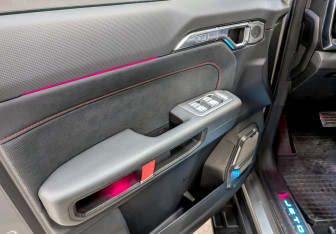 Подержанный автомобиль Jetour T2 2024 года (19 фото)