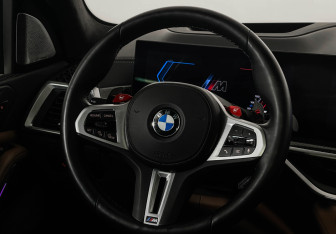 Подержанный автомобиль BMW X5 M 2024 года (15 фото)