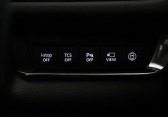 Подержанный автомобиль Mazda CX-30 2021 года (15 фото)