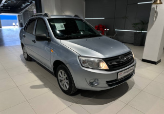 Подержанный автомобиль LADA (ВАЗ) Granta Sedan 2014 года (2 фото)