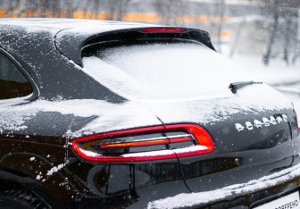 Подержанный автомобиль Porsche Macan 2018 года (16 фото)