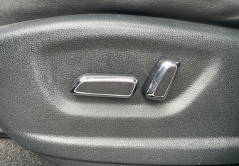 Подержанный автомобиль FAW Besturn X40 2021 года (18 фото)
