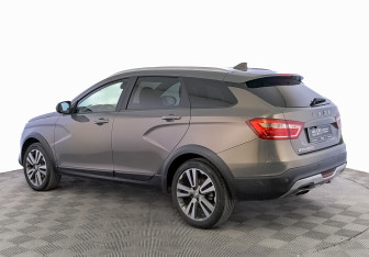 Подержанный автомобиль LADA (ВАЗ) Vesta Wagon 2021 года (7 фото)