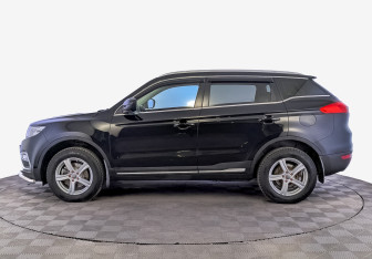 Подержанный автомобиль Geely Atlas 2019 года (8 фото)