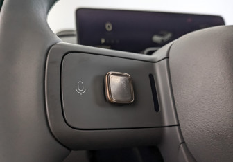 Подержанный автомобиль Zeekr X 2023 года (28 фото)