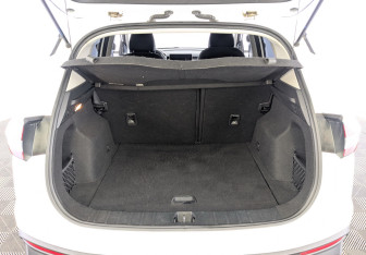 Подержанный автомобиль Geely Coolray 2023 года (10 фото)