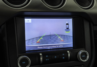 Подержанный автомобиль Ford Mustang Coupe 2023 года (13 фото)