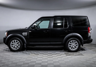 Подержанный автомобиль Land Rover Discovery 2013 года (8 фото)