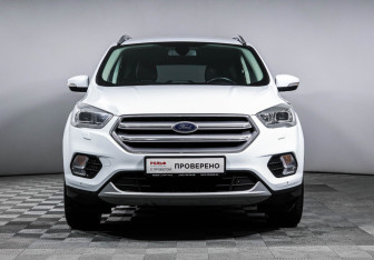 Подержанный автомобиль Ford Kuga 2018 года (2 фото)