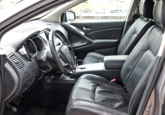 Подержанный автомобиль Nissan Murano Suv 2011 года (16 фото)
