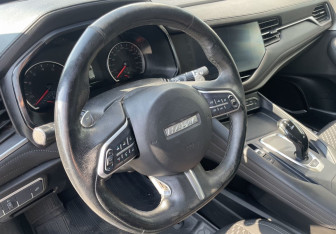 Подержанный автомобиль Haval F7 2021 года (14 фото)