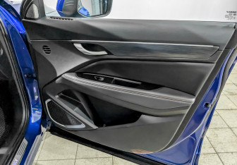 Подержанный автомобиль Geely Tugella 2021 года (25 фото)