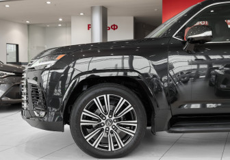 Новый Lexus LX 2025 (13 фото)
