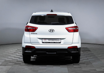 Подержанный автомобиль Hyundai Creta 2017 года (6 фото)