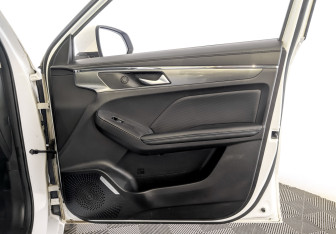 Подержанный автомобиль Haval Jolion 2023 года (23 фото)