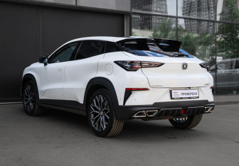 Подержанный автомобиль Changan UNI-T 2023 года (6 фото)