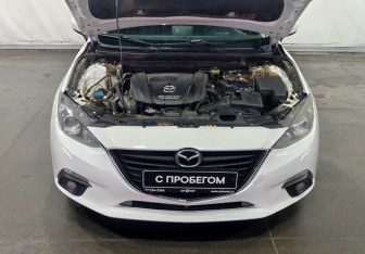 Подержанный автомобиль Mazda 3 Sedan 2014 года (17 фото)