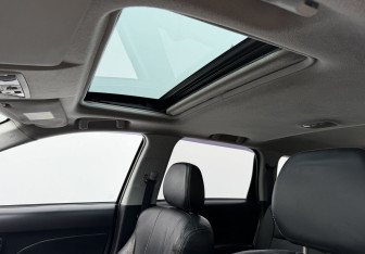 Подержанный автомобиль Mitsubishi Outlander 2007 года (12 фото)