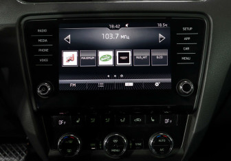 Подержанный автомобиль Skoda Octavia Liftback 2017 года (8 фото)